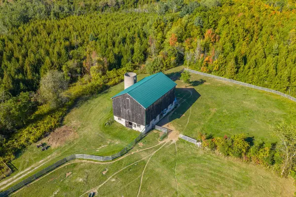 16089 Shaws Creek RD, Caledon, ON L7C 1V9