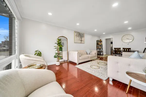 64 Drake BLVD, Brampton, ON L6T 3K9