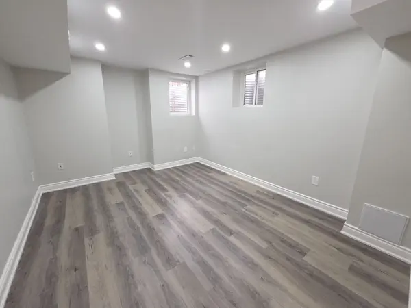 52 Jordensen DR #Bsment, Brampton, ON L6X 0S6