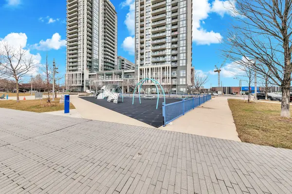 15 Zorra ST #1308, Toronto W08, ON M8Z 4Z6