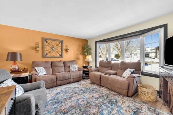 26 Peden BLVD, Brockville, ON K6V 3K3