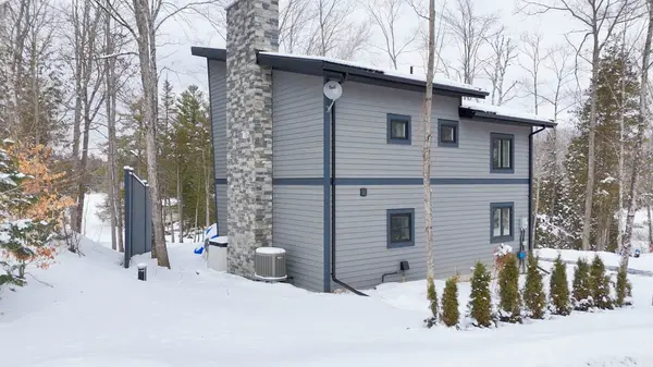 144 Blue Heron LN, North Kawartha, ON K0L 1A0