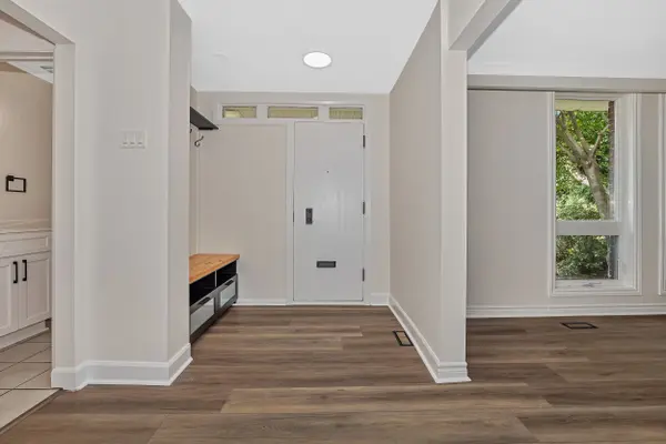 1825 Yale AVE, Alta Vista And Area, ON K1H 6S3