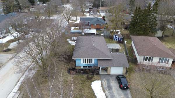 294 Forest Glen DR, Wellington North, ON N0G 2L2