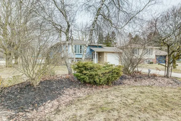 294 Forest Glen DR, Wellington North, ON N0G 2L2