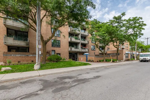 1177 Belanger AVE ##206, Billings Bridge - Riverside Park And Area, ON K1H 8N7