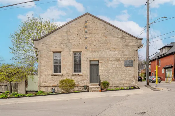 196 Arthur ST N #6, Guelph, ON N1E 4V8