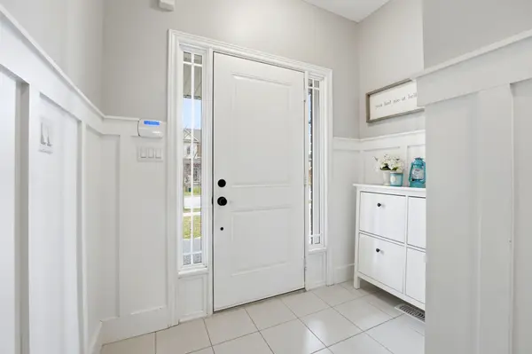 86 Fairgrounds DR, Hamilton, ON L0R 1C0