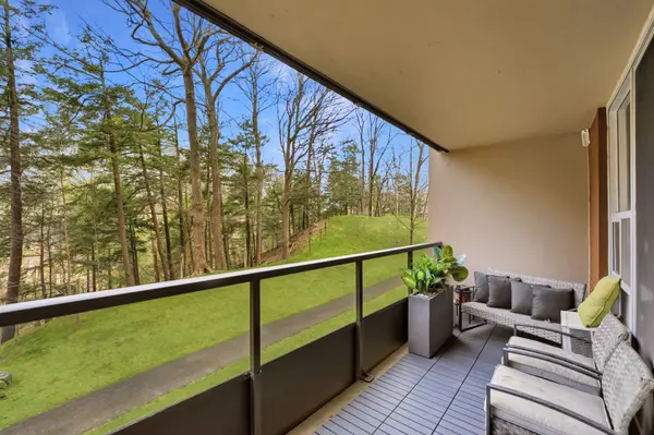 1968 Main ST W #103, Hamilton, ON L8S 1J7