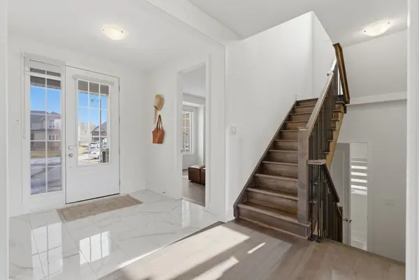 36 Golden Meadows DR, Otonabee-south Monaghan, ON K9J 0K6