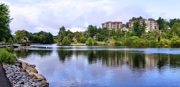 10 Kimberley AVE #B/311,  Bracebridge,  ON P1L 0A6