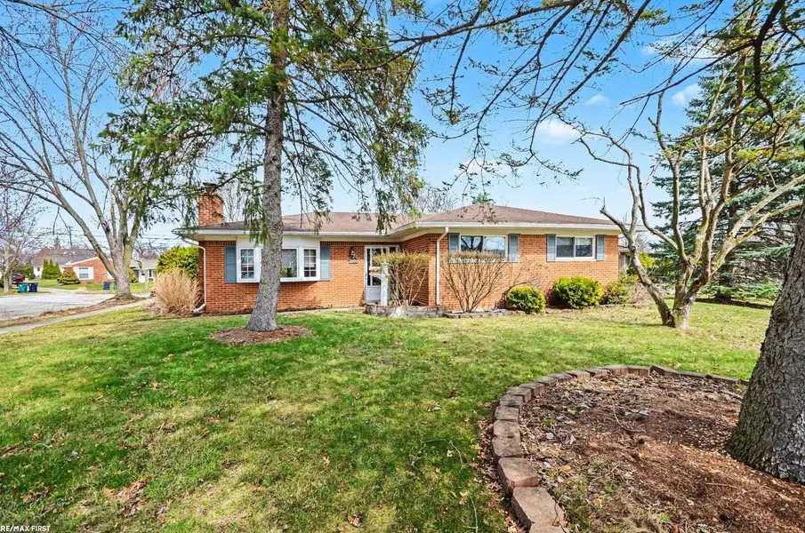 3902 Springer AVE, Royal Oak, MI 48073