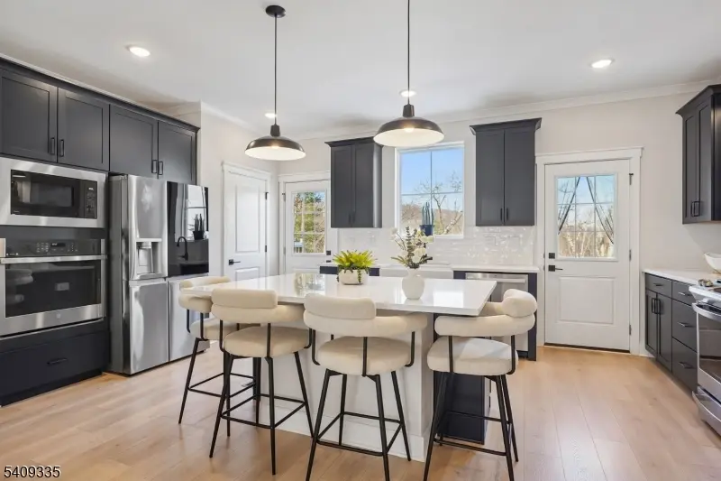 41 Kelly Ln, Wharton Boro, NJ 07885