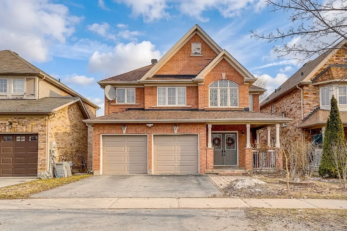 81 Laurendale AVE, Georgina, ON L4P 4G3