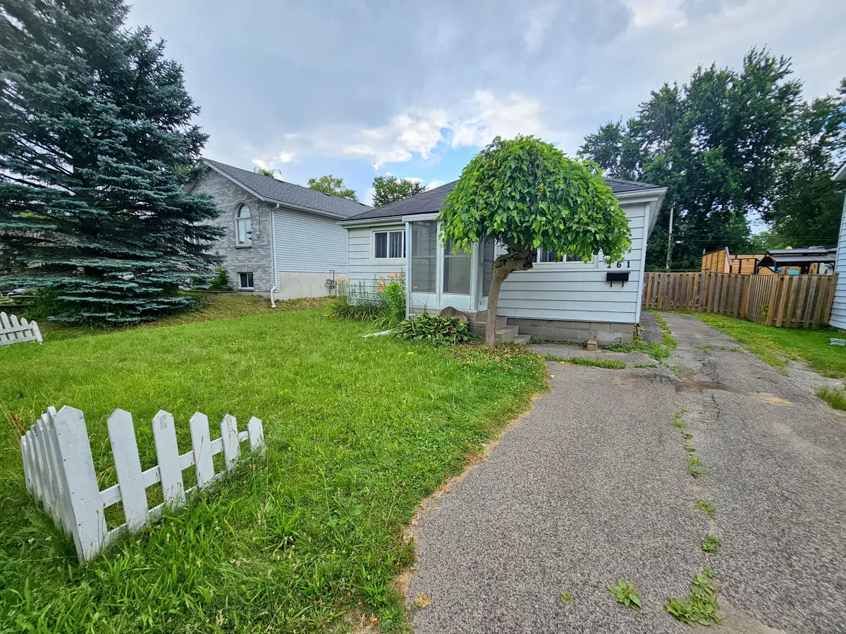 261 Parkway AVE, Georgina, ON L4P 2W1