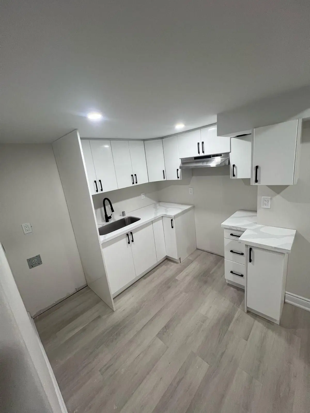 19 Routley ST #BSMT, Kitchener, ON N2R 0S2