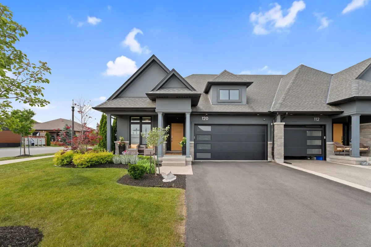 120 Carrick TRL, Welland, ON L3B 0E8