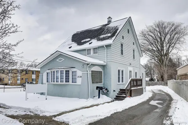 2520 Rochester RD, Royal Oak, MI 48073