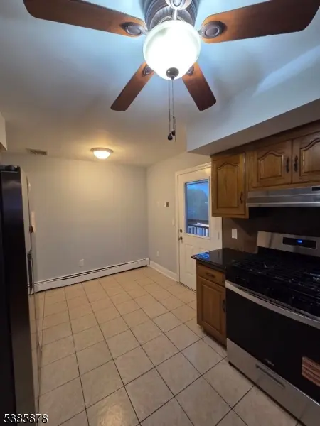 730 5Th St, Carlstadt Boro, NJ 07072