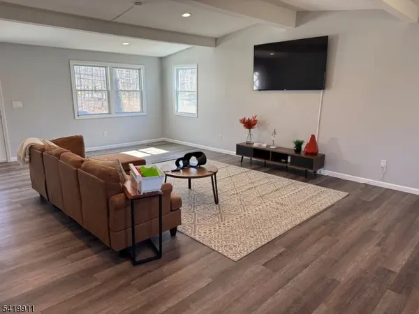 117 Weldon Rd, Jefferson Twp., NJ 07849