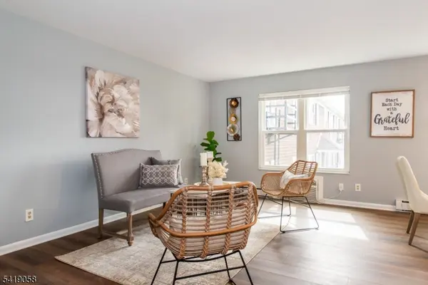 100 Pierson Miller Dr #9, Pompton Lakes Boro, NJ 07442