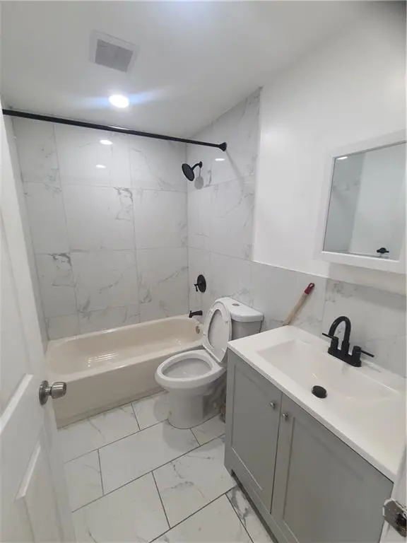 179 Newport ST #2, Brooklyn, NY 11212