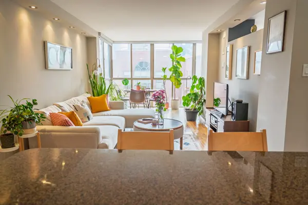 95 Lombard ST S #303, Toronto C08, ON M5C 2V3