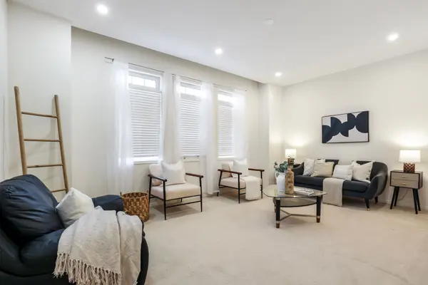 14 Clapperton DR, Ajax, ON L1T 4X9