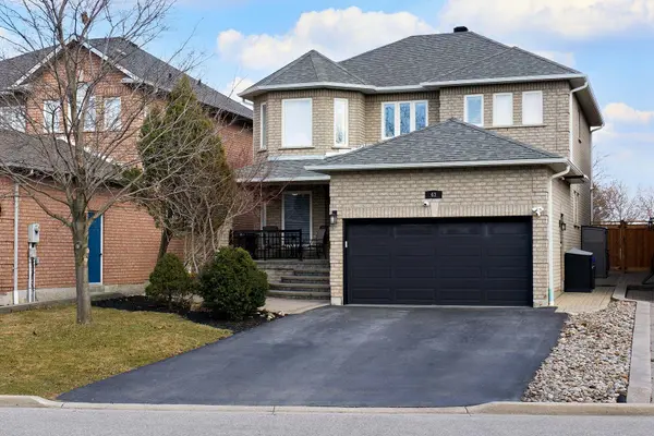 43 Brasswinds CT, Vaughan, ON L4L 9C6
