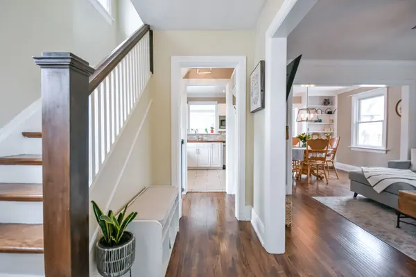 208 Cherry ST, Tay, ON L0K 2C0