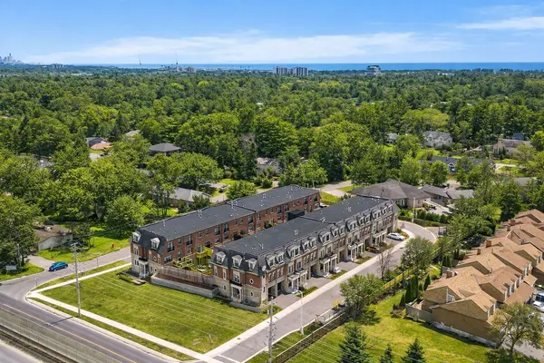 1659 Vellore CRES, Mississauga, ON L5G 0C3