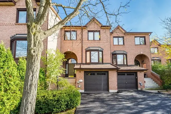 1100 Queens AVE #16, Oakville, ON L6H 2B5