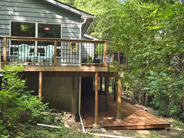 1048 Elk DR, Dysart Et Al, ON K0M 1S0