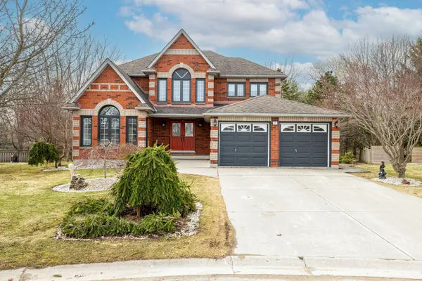 8 Claire CT, Strathroy-caradoc, ON N7G 4C8