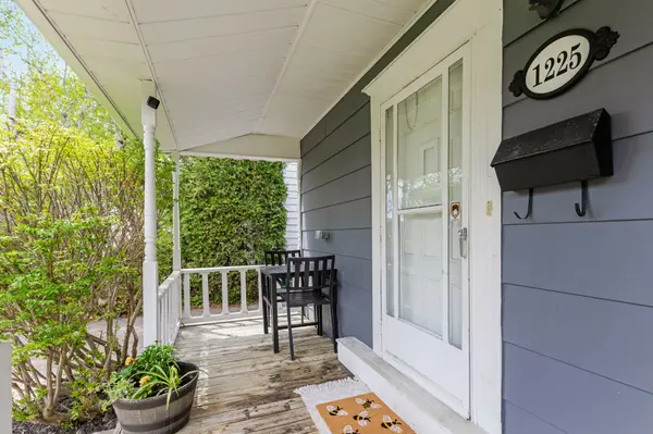 1225 Foxbar AVE, Hunt Club - South Keys And Area, ON K1V 6V4