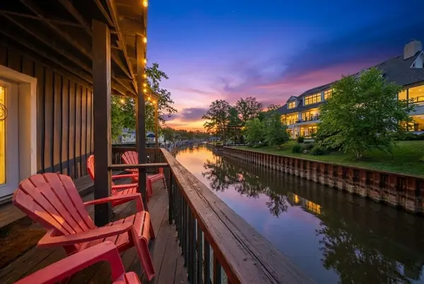 52 RIVER DR, Norfolk, ON N0A 1N7