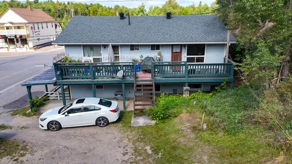 7 Old Hastings RD, Hastings Highlands, ON K0L 2S0