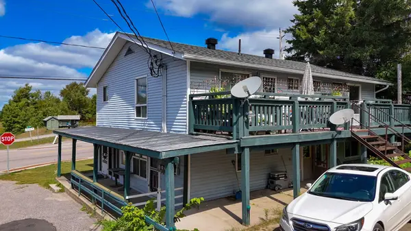 7 Old Hastings RD, Hastings Highlands, ON K0L 2S0