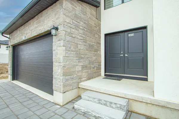 3858 Campbell ST N, London South, ON N6P 0J5