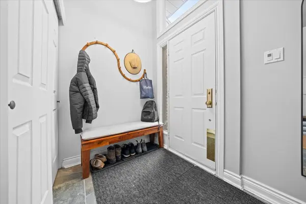 2795 Flannery DR, Billings Bridge - Riverside Park And Area, ON K1V 9S9