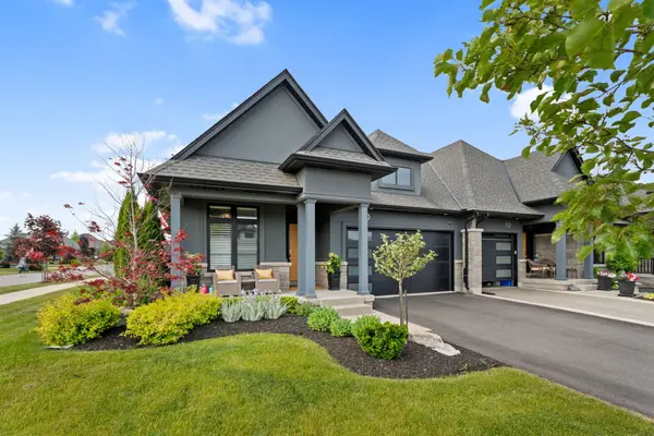 120 Carrick TRL, Welland, ON L3B 0E8