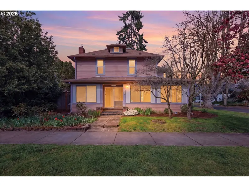 446 E ST, Springfield, OR 97477