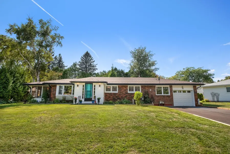 10 Cheer DR, Brighton, ON K0K 1H0