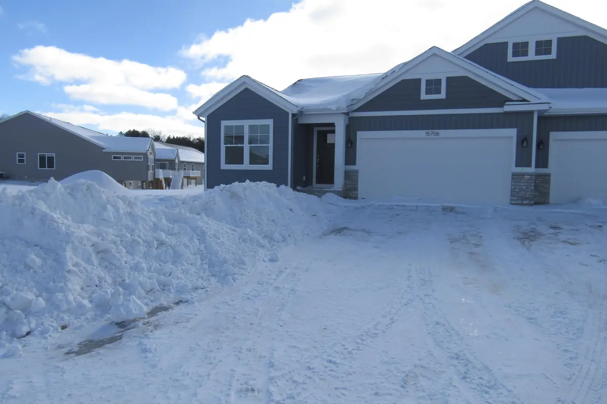 15706 Hawley DR #50, Grand Haven Twp, MI 49417