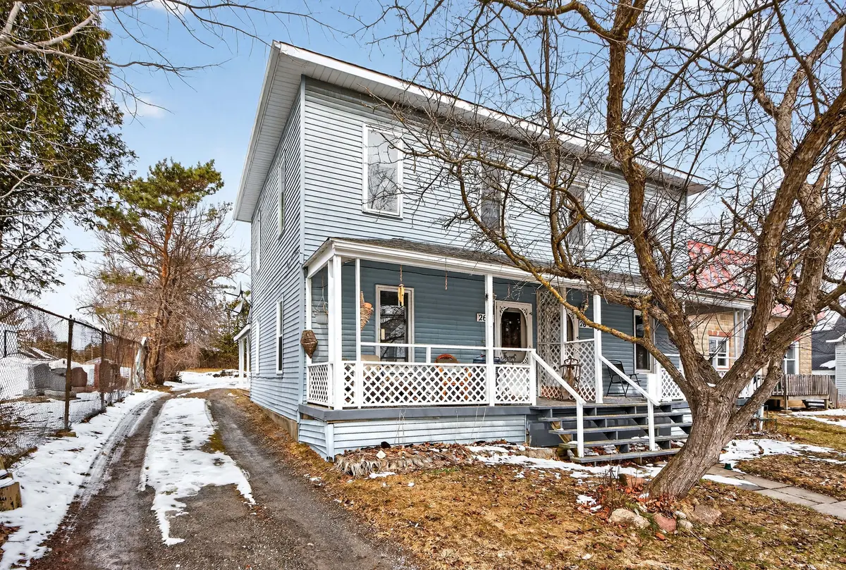 26 Rideau ST, Westport, ON K0G 1X0