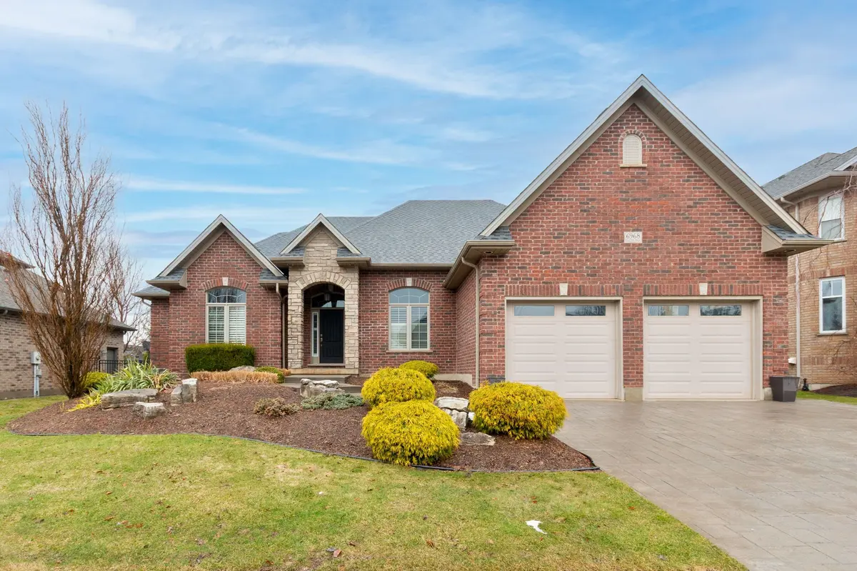 6968 Clayton WALK, London South, ON N6P 0B2