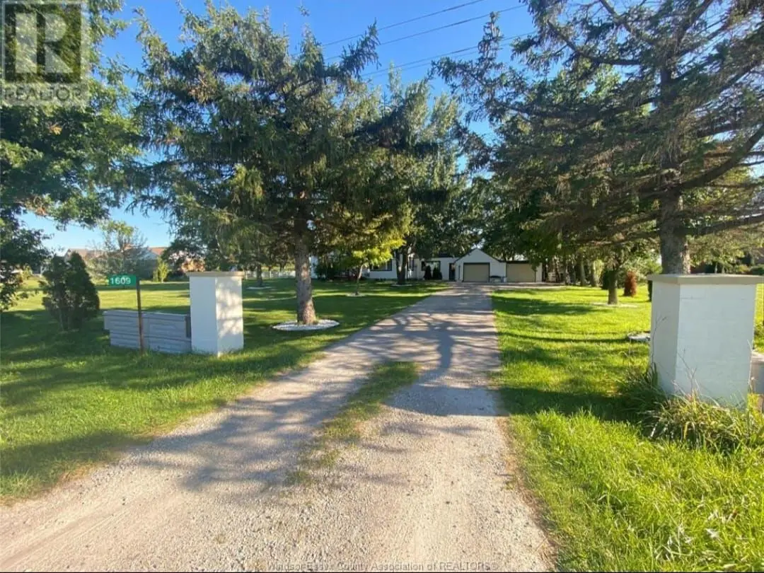 1609 county Road 46 RD, Lakeshore, ON N0R 1V0