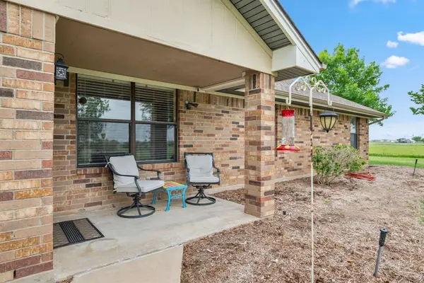 2752 S Branch Road, Krum, TX 76249