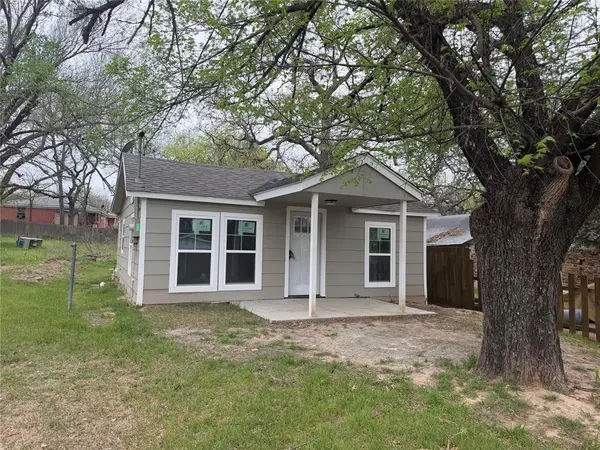 613 Bryan Street, Weatherford, TX 76086