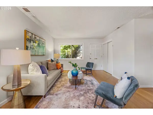 9235 N SEWARD AVE, Portland, OR 97217